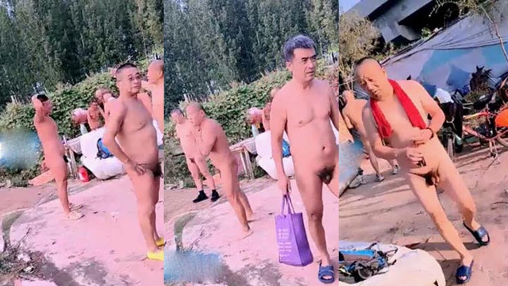 偷拍野河旁边众中老裸体（12）